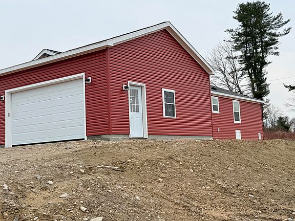 3rd image of 14 Baxter Boulevard
