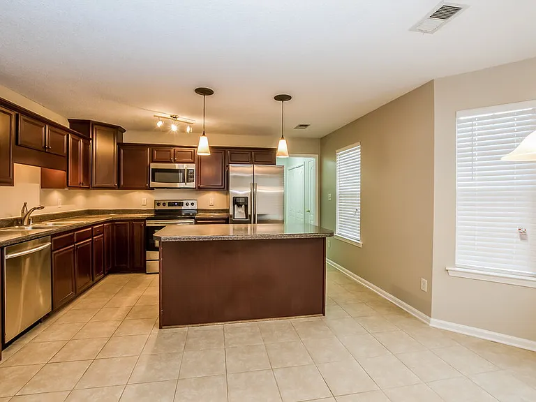 11625 Leewood Dr — Photo 8