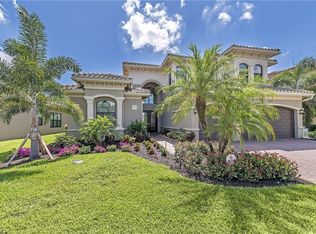 3268 Atlantic Cir, Naples, FL 34119