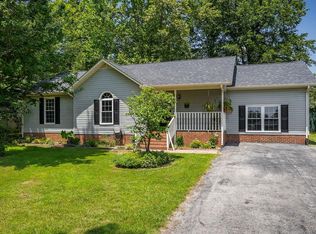 903 Shannon Dr, Cookeville, TN 38506