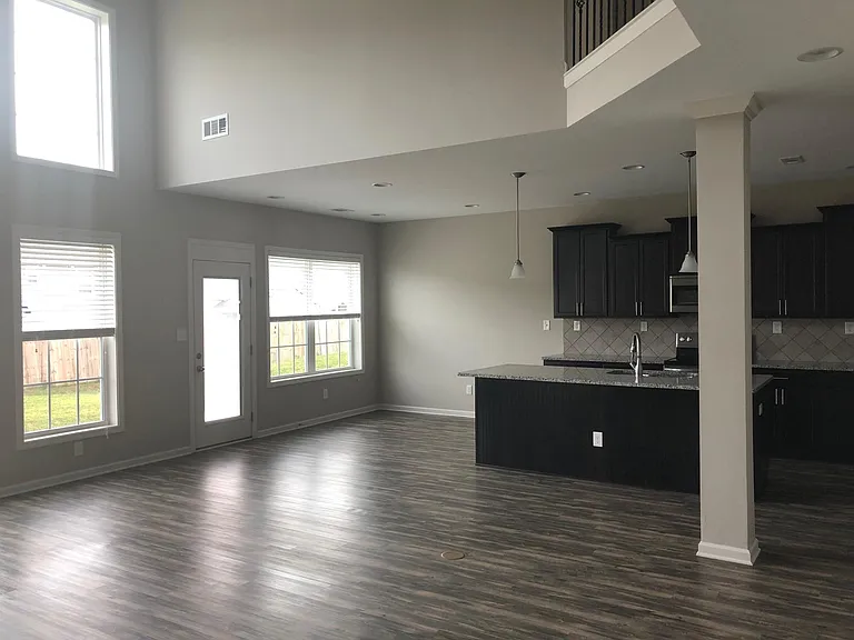 12616 Hartsfield Ln — Photo 11