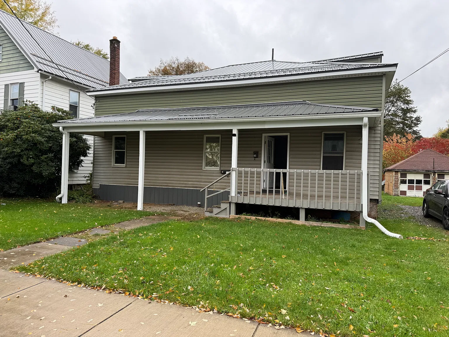2 bed, 800 sqft, $850 — Photo 1