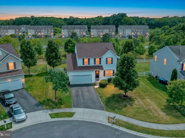 8 Elmer Ct, Townsend, DE 19734