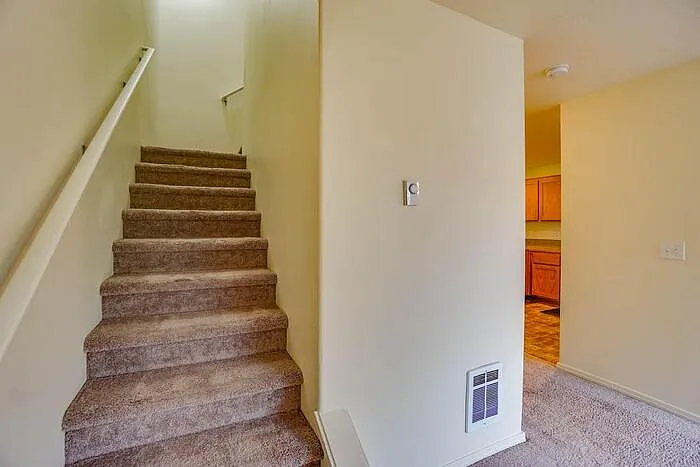 1821 NE 88th Cir — Photo 18