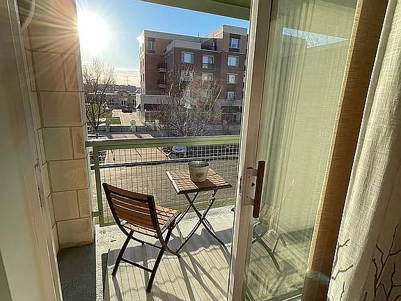 400 Village Cir #216 — Photo 9