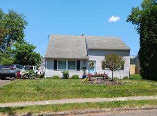 361 W Walnut St, Pottstown, PA
