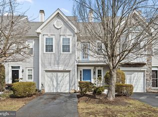 608 Ascot Ct, North Wales, PA 19454