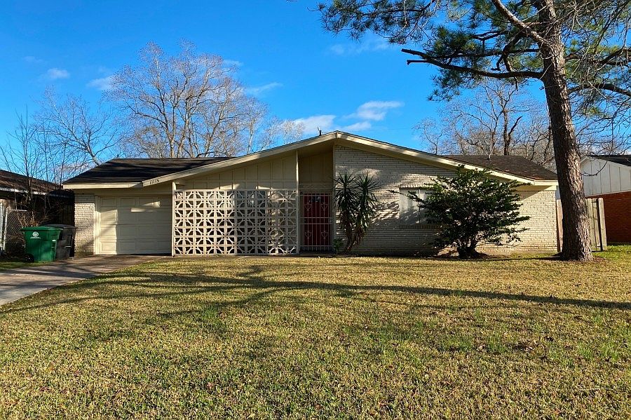 1st image of 11115 Glenhollow Dr