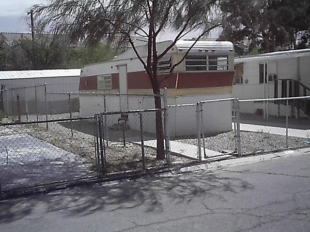 1st image of 4976 Stanley Ave Trlr 44