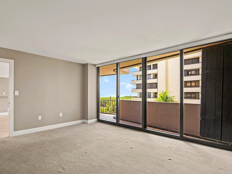 4200 N Ocean Dr #1-203 — Photo 20