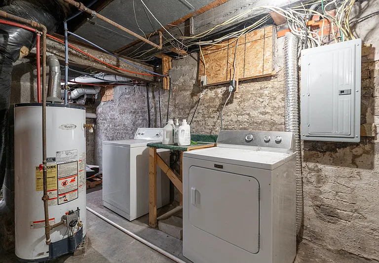 822 Laurel St — Photo 14