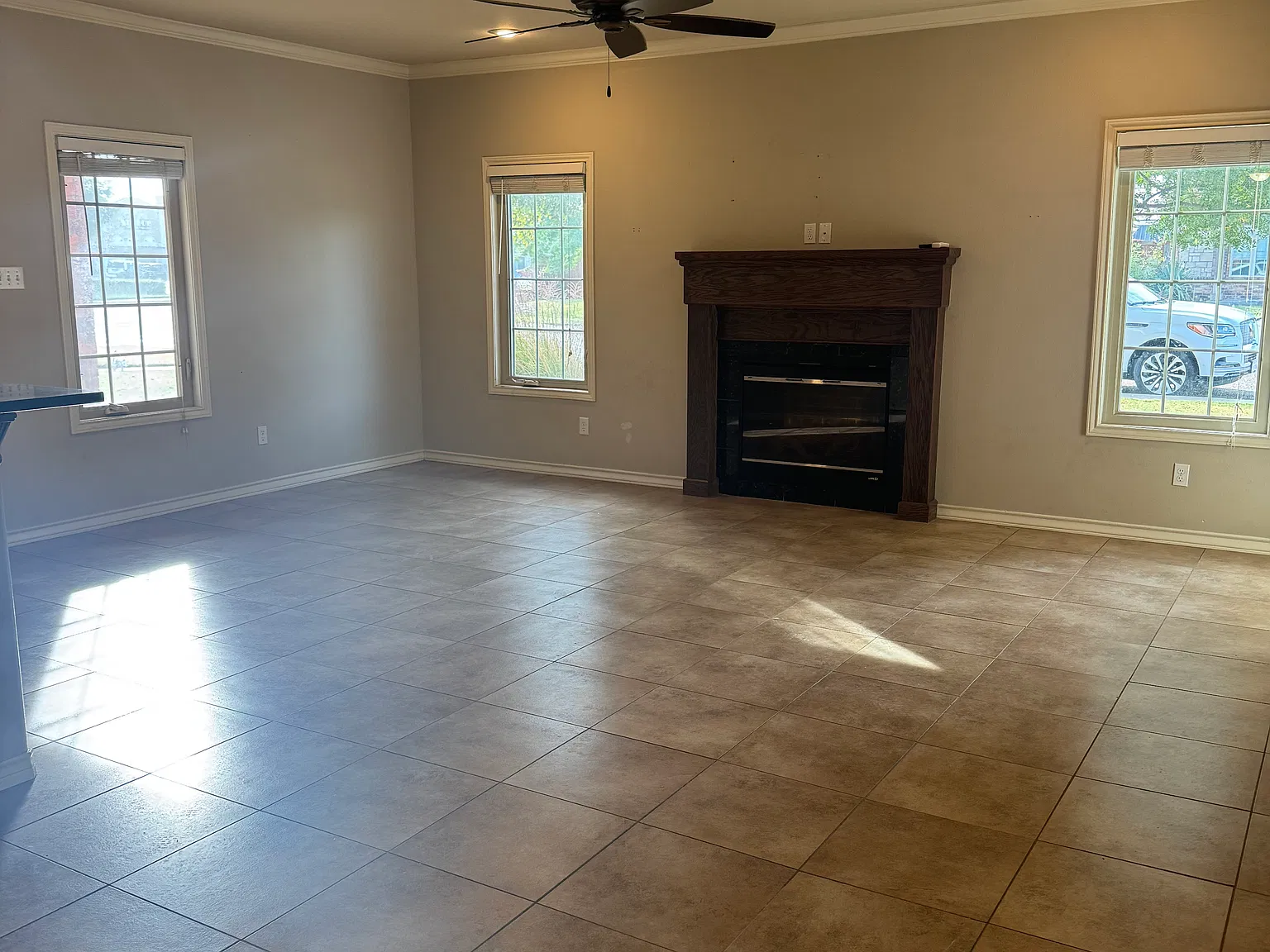 3 bed, 2.5 bath, $1,700 — Photo 4