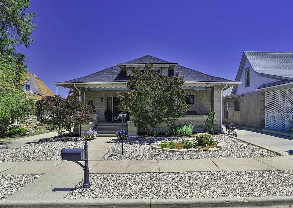 1st image of 1008 Grant Avenue