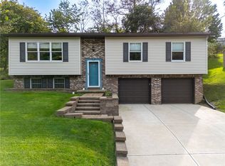 2014 Old Clairton Rd, Clairton, PA 15025