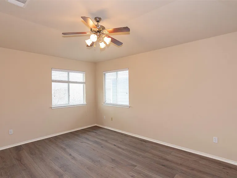 10509 Wylie Dr #338 — Photo 7