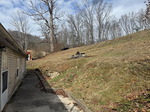 4th image of 84 Bee Branch Rd