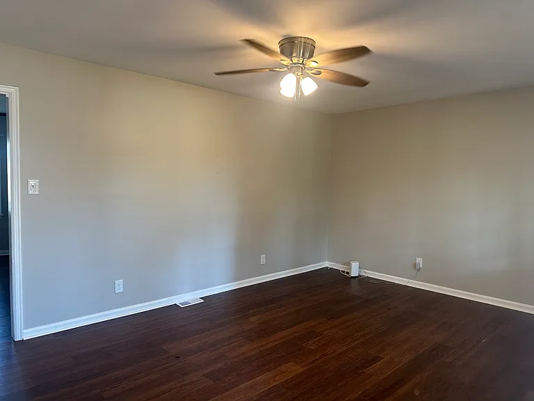 4206 Holmes Ave NW — Photo 13