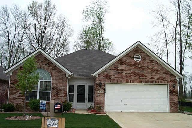 1st image of 9639 S Woodsong Ln
