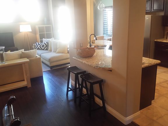 4th image of 6293 Old Rose Dr
