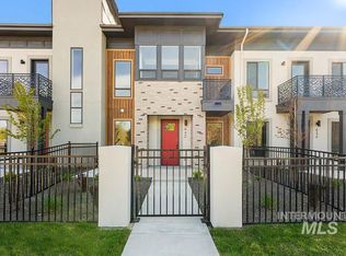 442 E Presidio Ln, Eagle, ID 83616