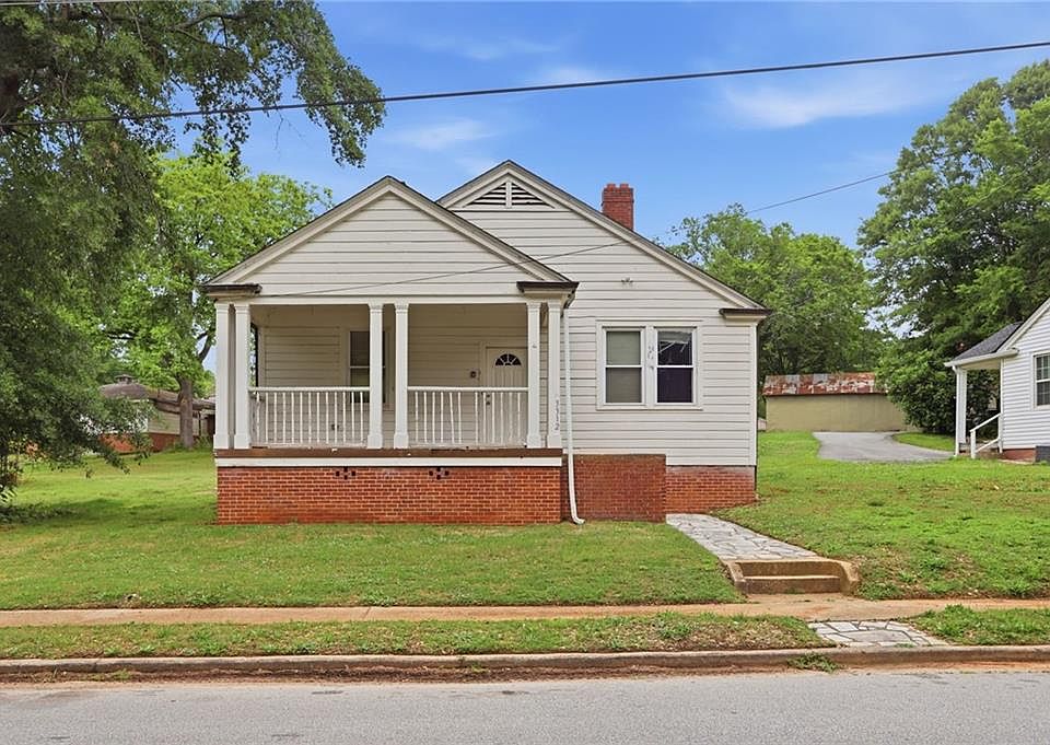 1st image of 3312 Bloomfield Ave