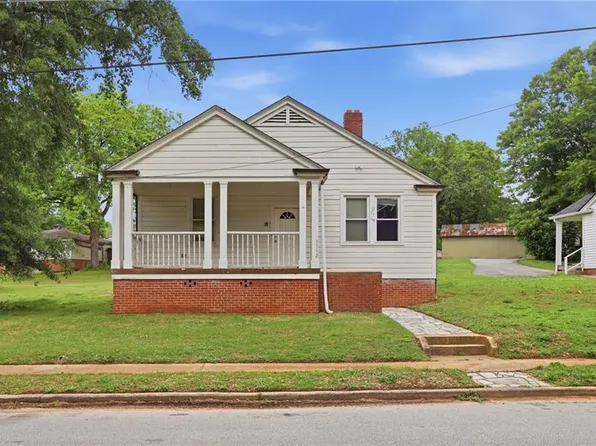 3312 Bloomfield Ave, Clarkdale, GA 30111