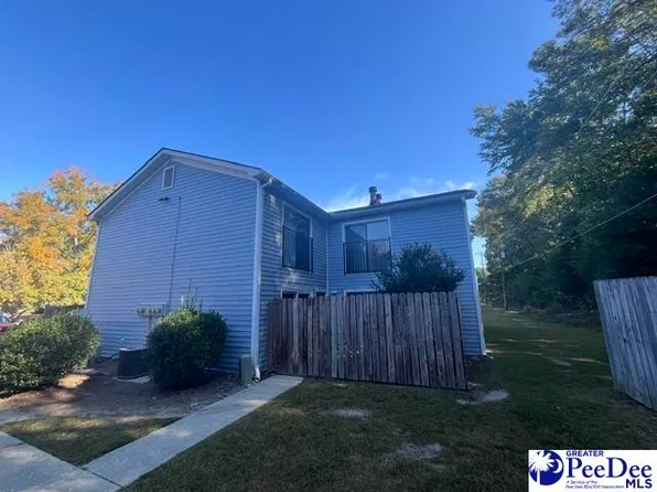 2220 Woodridge Ln APT H, Florence, SC 29501