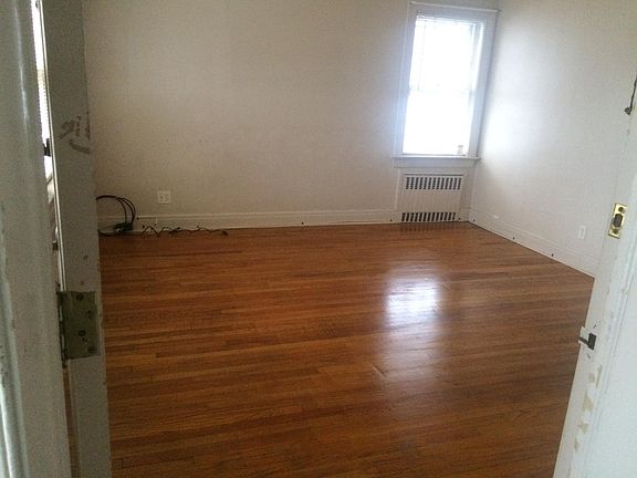 3rd image of 99 Homestead Ave #1