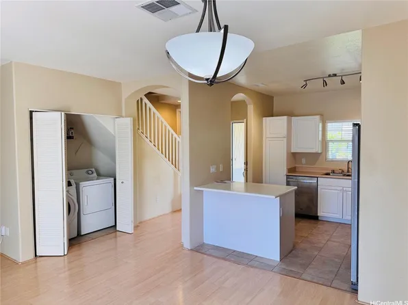 91-1014 Kaipalaoa St APT 6504, Ewa Beach, HI 96706