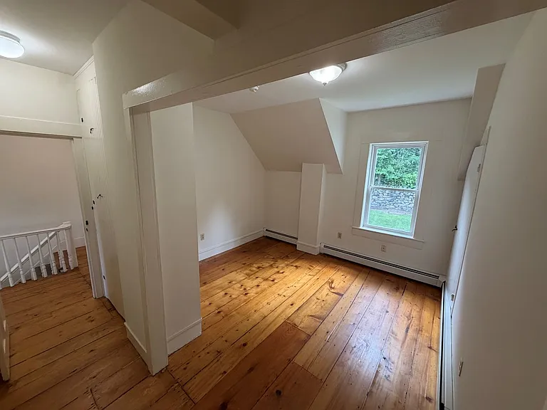 113 Lyme Rd — Photo 11