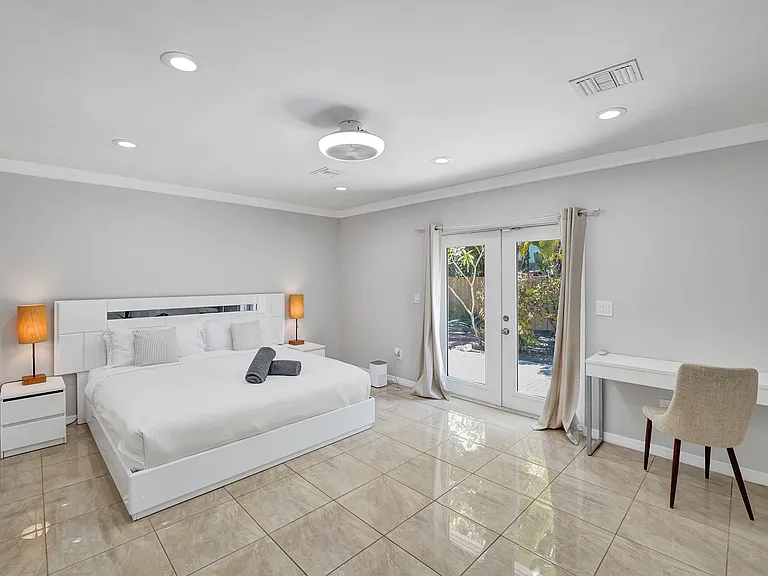 615 NE 13th Ave — Photo 18