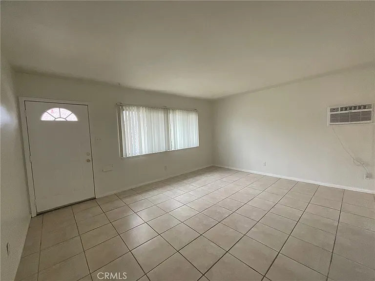 8644 Watson St — Photo 8