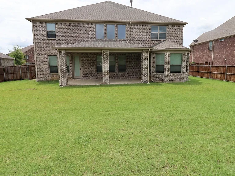 1156 Roma Dr — Photo 19