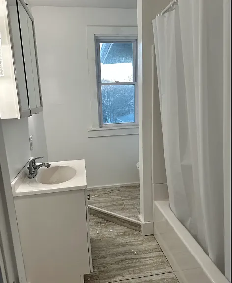 680 Herrick St — Photo 16