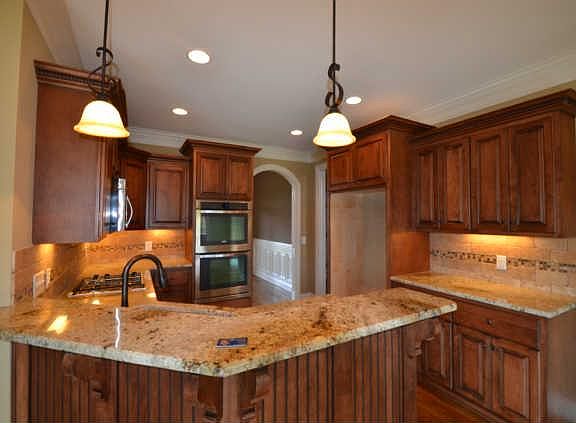 5th image of 112 King Arthurs Pl #23-lot 23