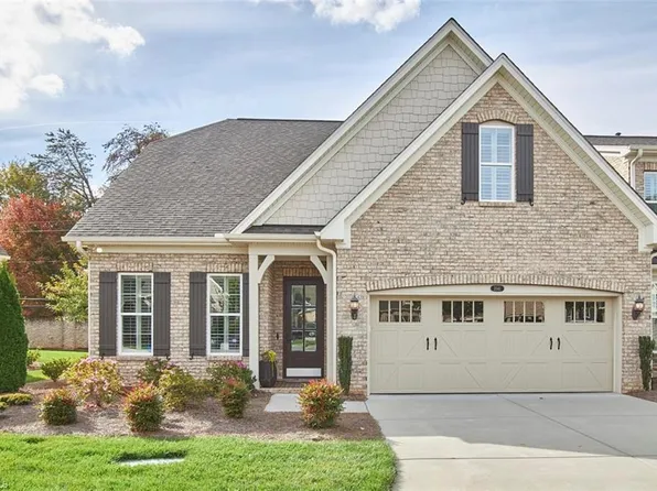 3541 Cliffmoor Ct, Winston Salem, NC 27104