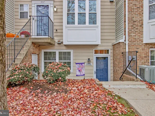 1955 Pawlet Dr, Crofton, MD 21114