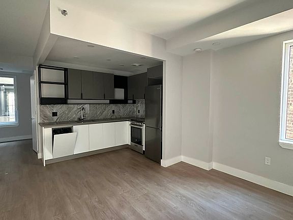 3rd image of 292 Linden Blvd #6F