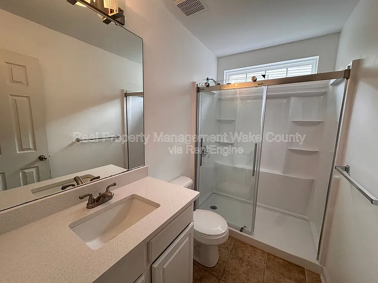 912 Spring Meadow Dr — Photo 22