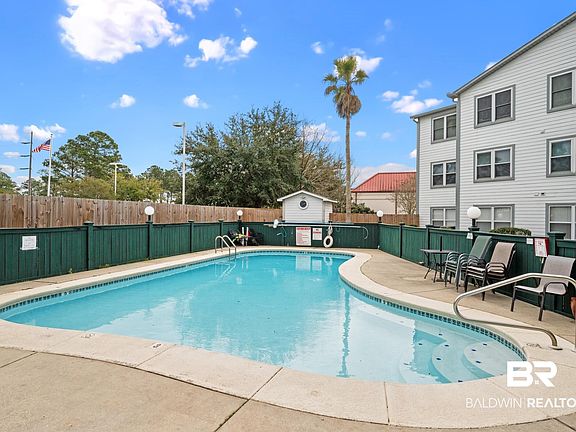 4th image of 2200 W 2nd St #208-C