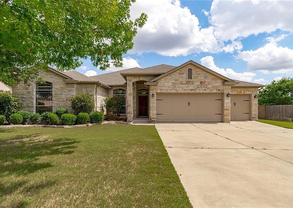 1st image of 2205 Settlers Park Loop
