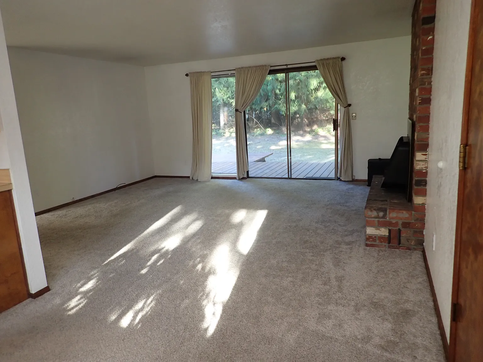 3 bed, 1150 sqft, $1,795 — Photo 3