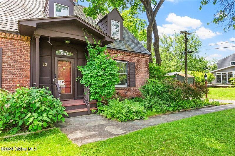 2nd image of 12 Laurel Drive