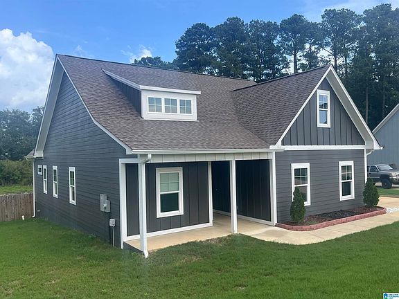2nd image of 290 Easonville Park Dr