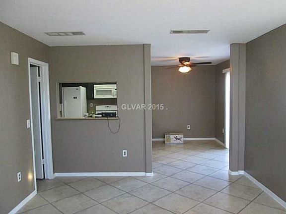 5th image of 4045 Castle Cove Dr