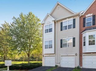 213 Terrace Lake Dr, Butler, NJ 07405