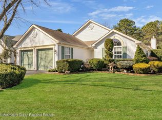 32 Oakmont Rd, Lakewood, NJ 08701