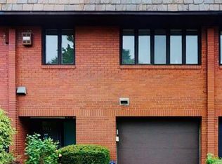 5311 Pembroke Pl, Pittsburgh, PA