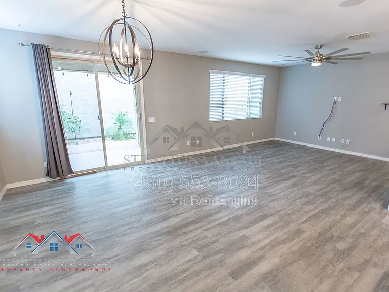 11689 N 166th Dr — Photo 22