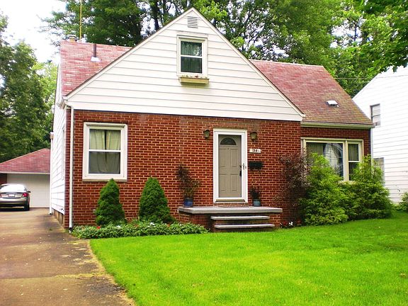2nd image of 1561 Idlewood Ave